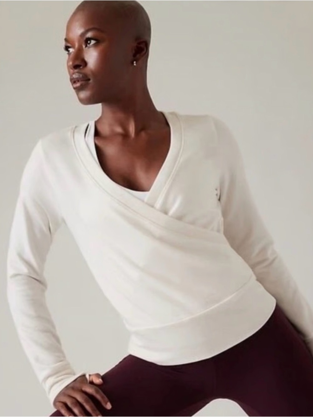 Athleta Recharge Sweatshirt Magnolia White - size L